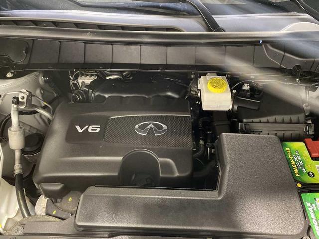 Photo of 2022 Warm Titanium INFINITI QX60
