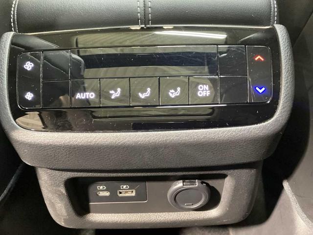 Photo of 2022 Warm Titanium INFINITI QX60