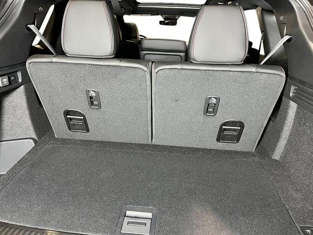 Photo of 2026 Urban Gray Pearl Acura MDX