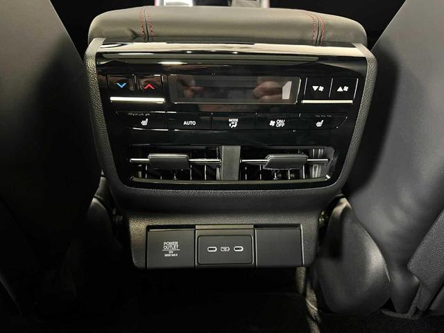 Photo of 2026 Urban Gray Pearl Acura MDX