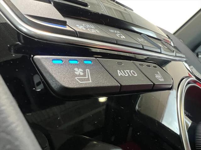 Photo of 2025 Apex Blue Pearl Acura RDX
