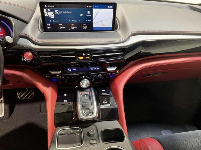 Photo of 2023 Liquid Carbon Metallic Acura MDX
