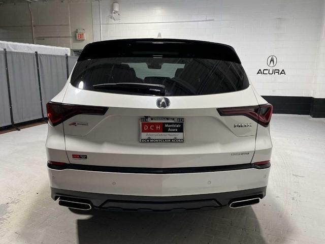 Photo of 2023 Platinum White Pearl Acura MDX