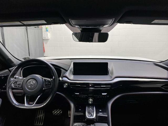 Photo of 2023 Platinum White Pearl Acura MDX
