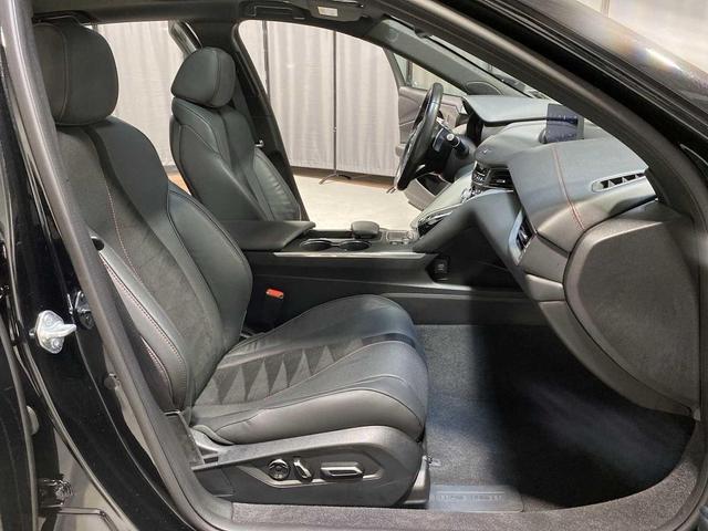Photo of 2022 Majestic Black Pearl Acura TLX
