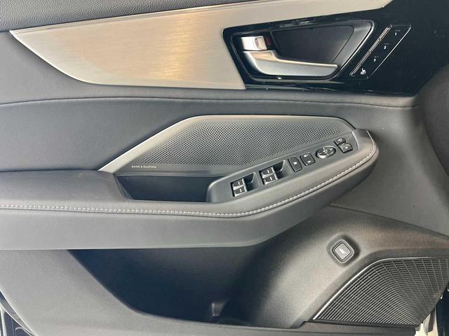 Photo of 2026 Majestic Black Pearl Acura MDX