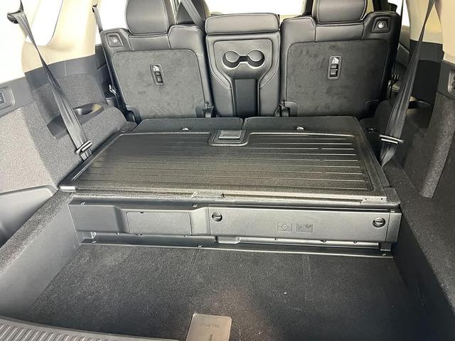 Photo of 2026 Majestic Black Pearl Acura MDX