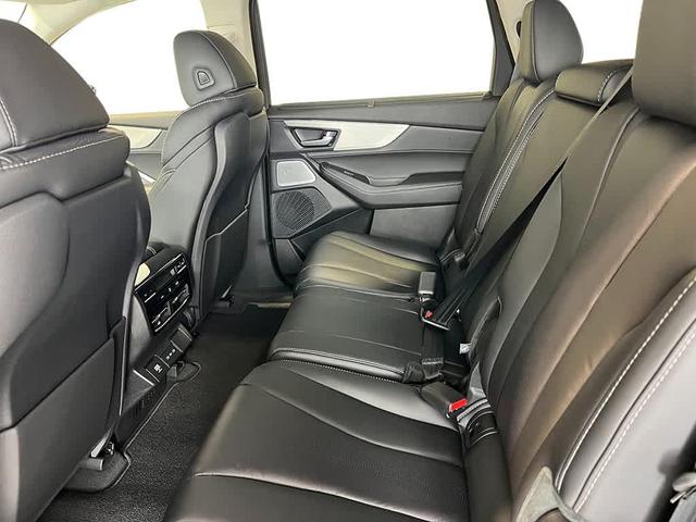 Photo of 2026 Majestic Black Pearl Acura MDX