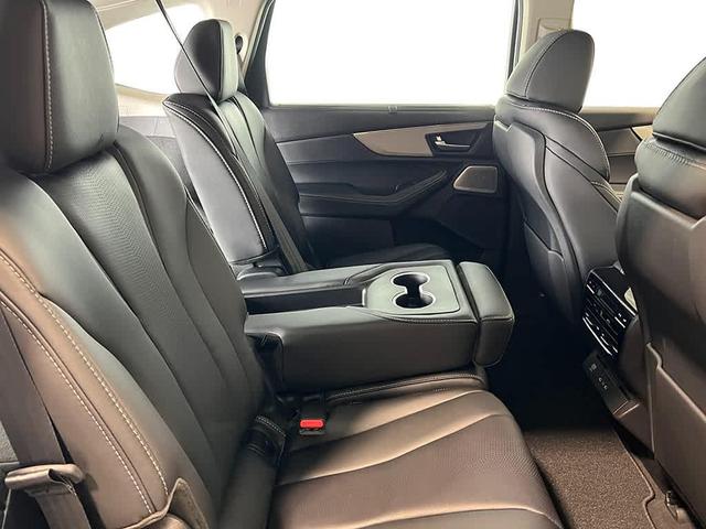 Photo of 2026 Majestic Black Pearl Acura MDX
