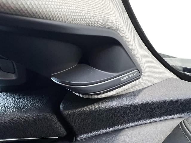 Photo of 2026 Majestic Black Pearl Acura MDX