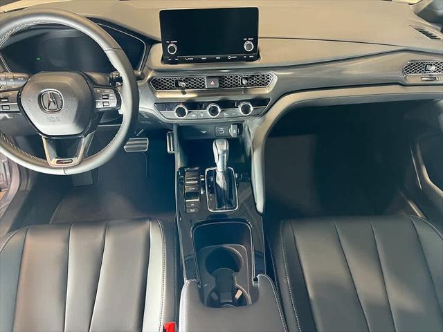 Photo of 2025 Platinum White Pearl Acura Integra