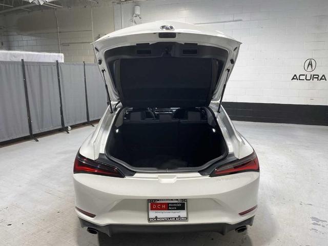 Photo of 2023 Platinum White Pearl Acura Integra