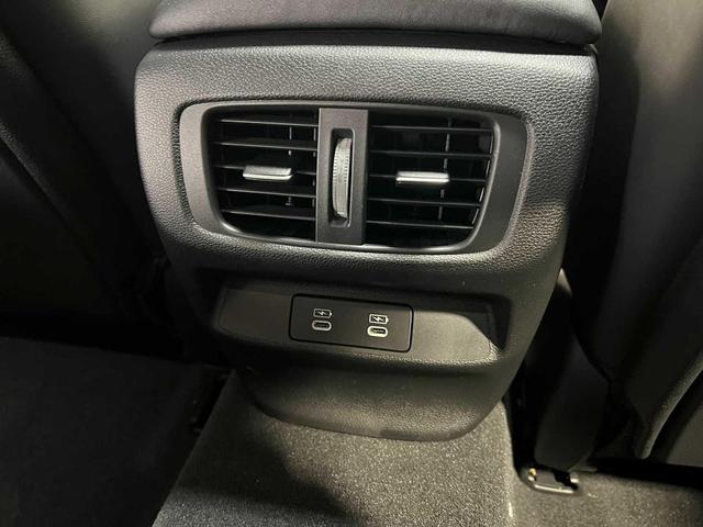 Photo of 2025 Majestic Black Pearl Acura TLX