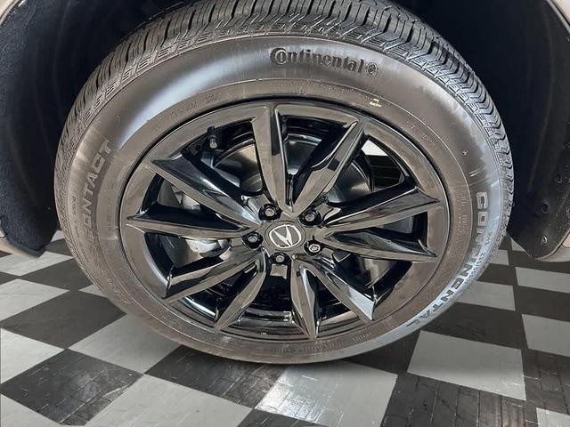 Photo of 2025 Liquid Carbon Metallic Acura RDX