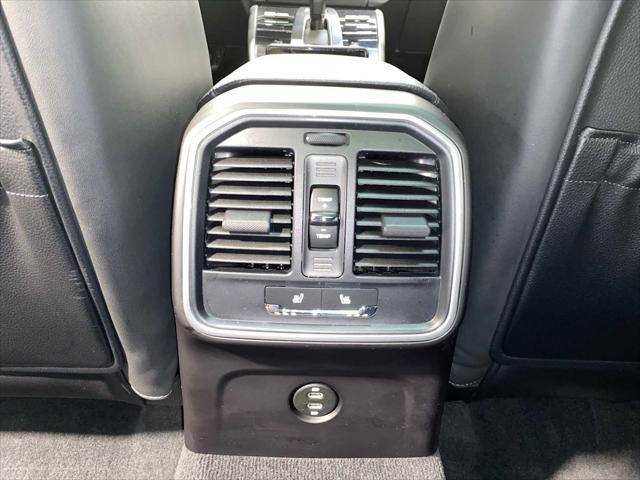 Photo of 2022 Dolomite Silver Metallic Porsche Macan