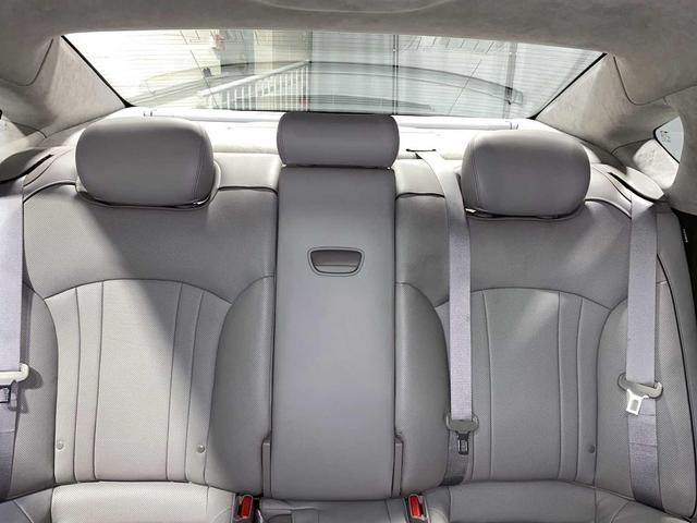 Photo of 2019 Victoria Black Genesis G80