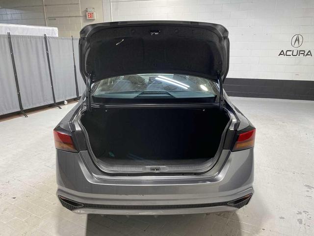 Photo of 2020 Gun Metallic Nissan Altima