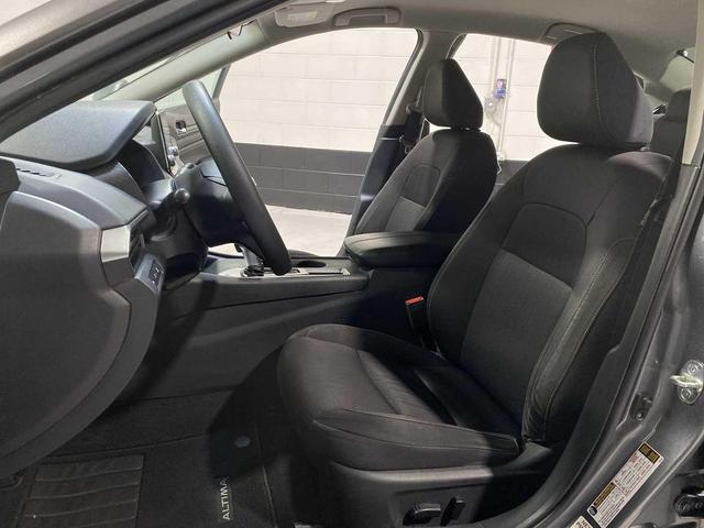 Photo of 2020 Gun Metallic Nissan Altima