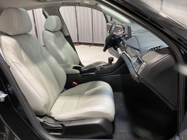 Photo of 2023 Majestic Black Pearl Acura Integra