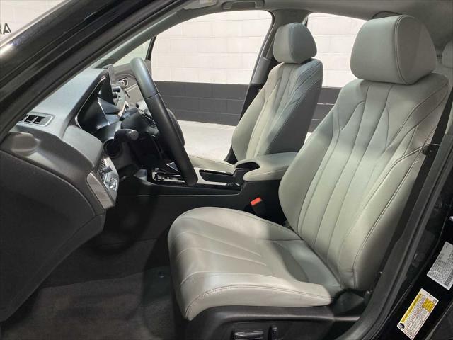Photo of 2023 Majestic Black Pearl Acura Integra