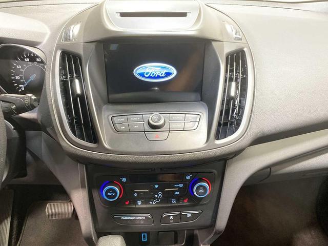 Photo of 2018 White Gold Metallic Ford Escape