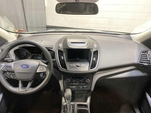Photo of 2018 White Gold Metallic Ford Escape