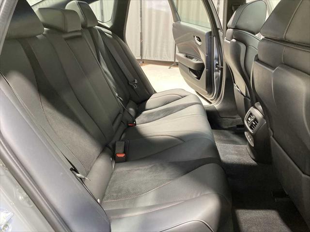 Photo of 2025 Urban Gray Pearl Acura TLX