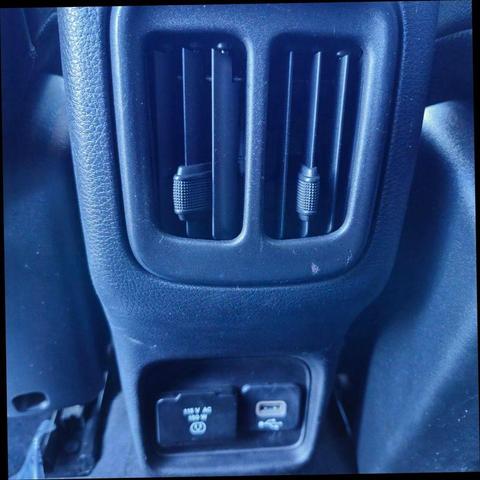Photo of 2019 White Clearcoat Jeep Compass