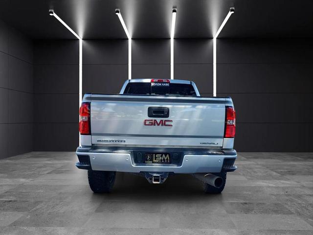 Photo of 2017 Quicksilver Metallic GMC Sierra 2500