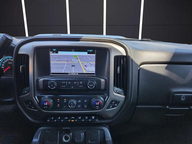 Photo of 2017 Quicksilver Metallic GMC Sierra 2500