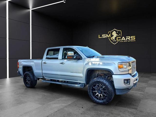 Photo of 2017 Quicksilver Metallic GMC Sierra 2500