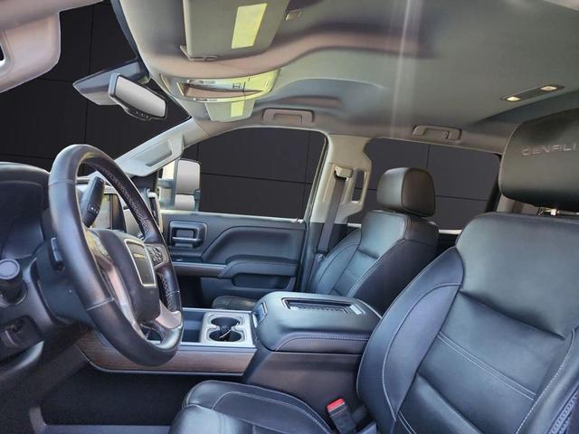 Photo of 2017 Quicksilver Metallic GMC Sierra 2500