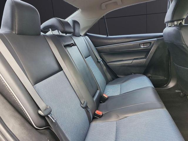 Photo of 2016 Gray Toyota Corolla