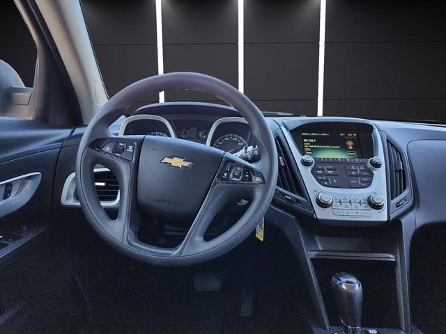 Photo of 2017 Blue Velvet Metallic Chevrolet Equinox