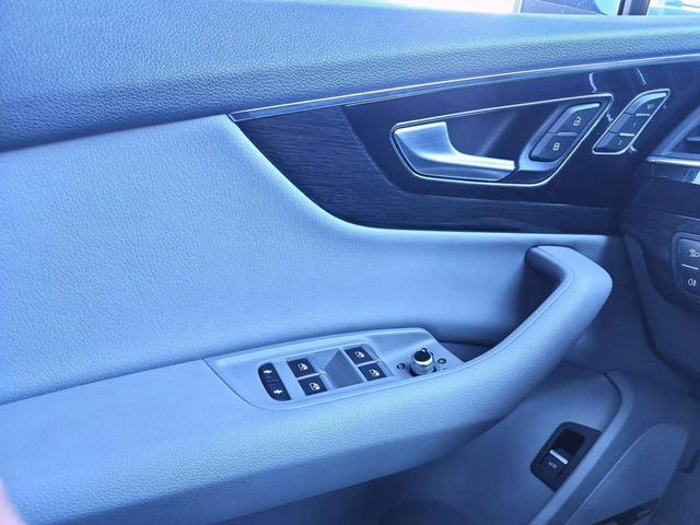 Photo of 2017  Audi Q7