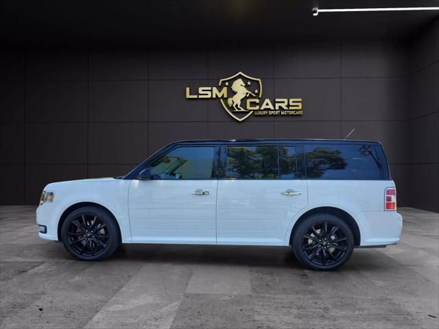 Photo of 2019 White Ford Flex