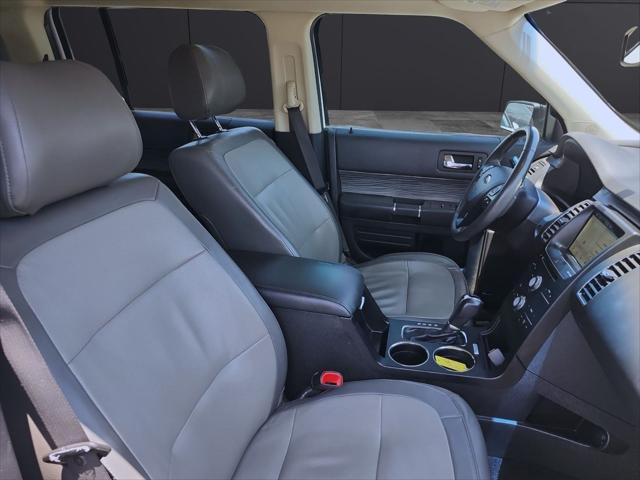 Photo of 2019 White Ford Flex
