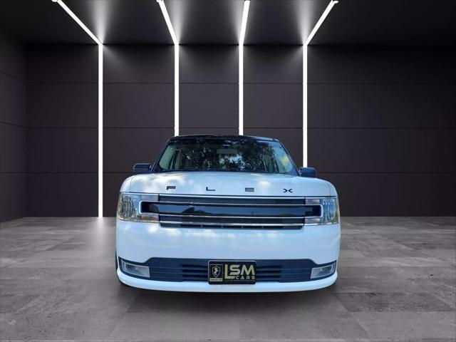Photo of 2019 White Ford Flex