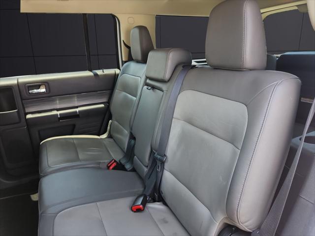 Photo of 2019 White Ford Flex