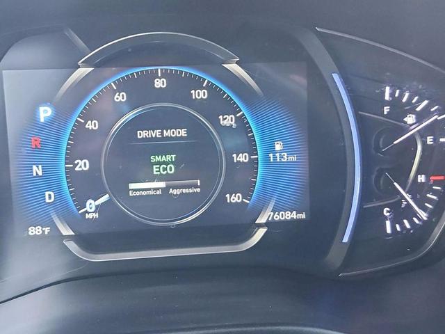 Photo of 2019 Quartz White Hyundai SANTA FE