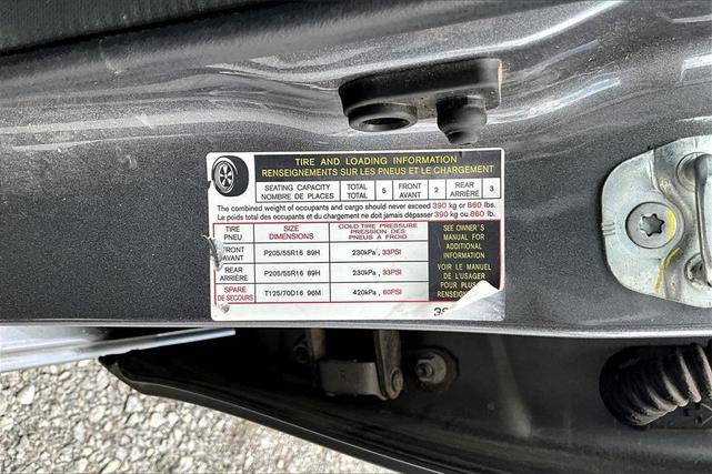 Photo of 2016 Gun Metallic Nissan Sentra