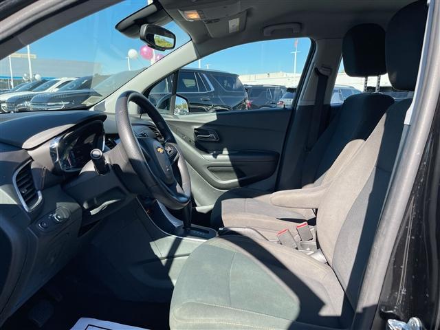 Photo of 2020 Mosaic Black Metallic Chevrolet Trax