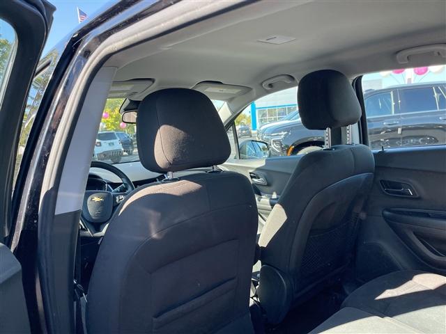 Photo of 2020 Mosaic Black Metallic Chevrolet Trax