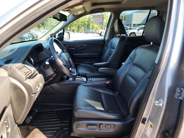 Photo of 2019 Lunar Silver Metallic Honda Ridgeline