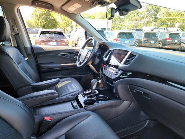 Photo of 2019 Lunar Silver Metallic Honda Ridgeline