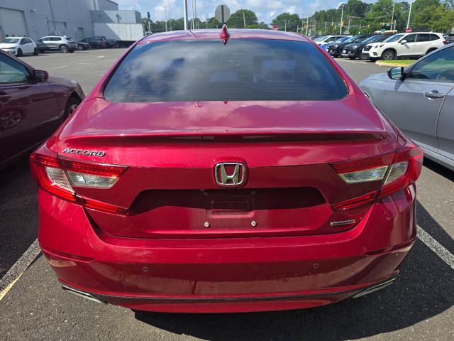 Photo of 2018 Radiant Red Metallic Honda Accord