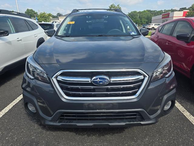 Photo of 2019 Gray Subaru Outback
