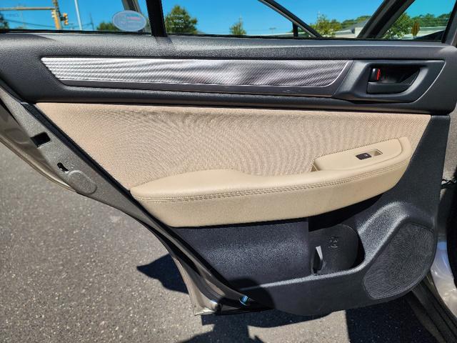 Photo of 2019 Gray Subaru Outback