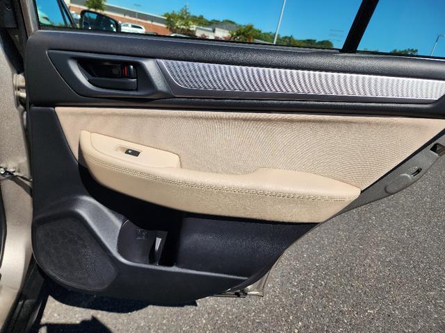 Photo of 2019 Gray Subaru Outback