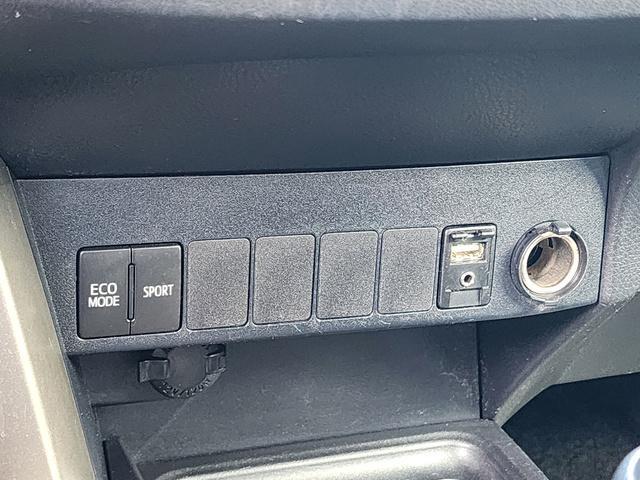 Photo of 2014 Pyrite Mica Toyota RAV4